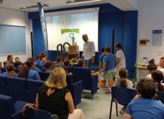 Il rifiuto è una risorsa, Preventing Plastic INVASION a scuola